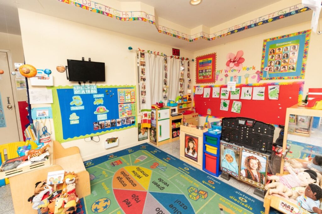 Heily Fernandez – dolphin daycare Space 2 FULL Large